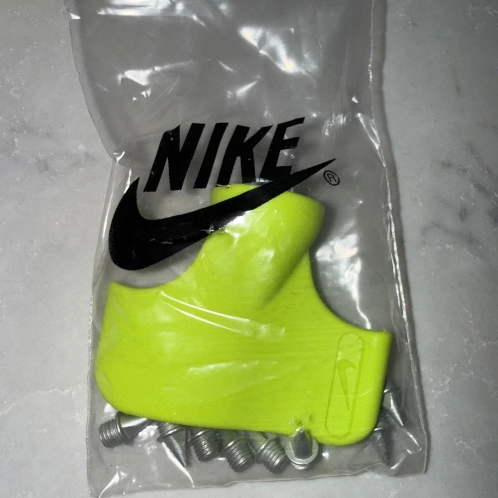 NEW Nike Zoom Rival Distance Running Track & Field- White W Size 11 Yes SPIKES